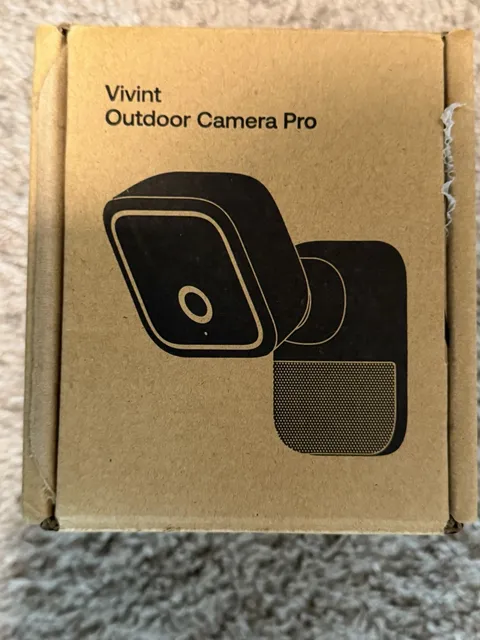 Vivint Outdoor Camera Pro Gen 3 VS-ODC400-WHT NO Back Plate Included