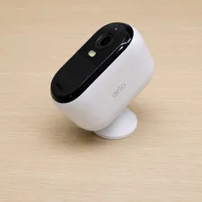 Arlo Essential Wireless Security Camera 3rd Gen 1080p HD Battery Opt. (VMC2080)™