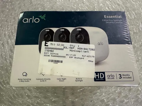 Arlo Essential Spotlight 3-Pack Wire-Free Security Camera VMC2330 1080p – New