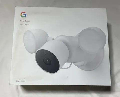 Brand New Google Nest Cam with Floodlight Outdoor/Wired Snow - (Stained Box) G1