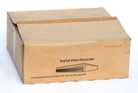 NOS HONEYWELL MODEL HD-WDVR-2008 8-CHANNEL 960H SECURITY DIGITAL VIDEO RECORDER