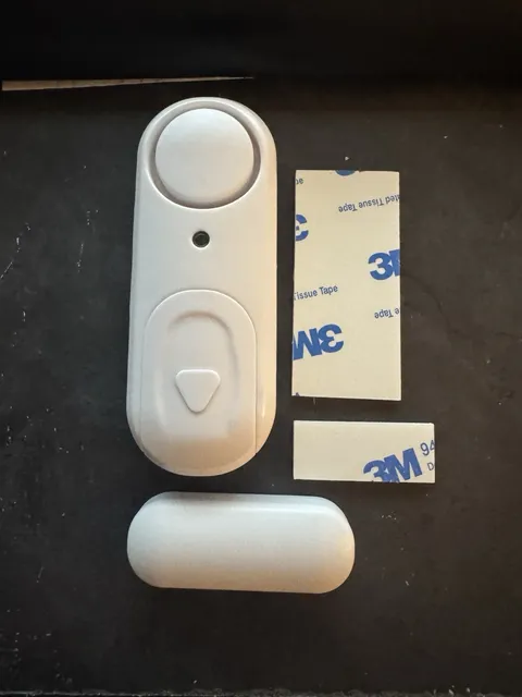 NIB Cnzhihuizai Smart Door & Window Sensing Alarm Home Office 2 Piece TM-03