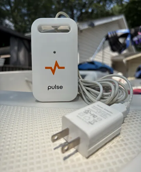Pulse One - Smart Grow Room Monitor - VPD, RH Temperature (°F/°C) Dew Point WiFi