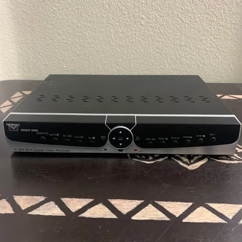 Night Owl Poseidon 8 Channel H.264 Security DVR + Power Cable POWERS ON Untested