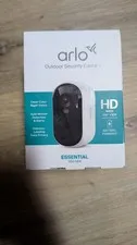 Arlo Essential 3