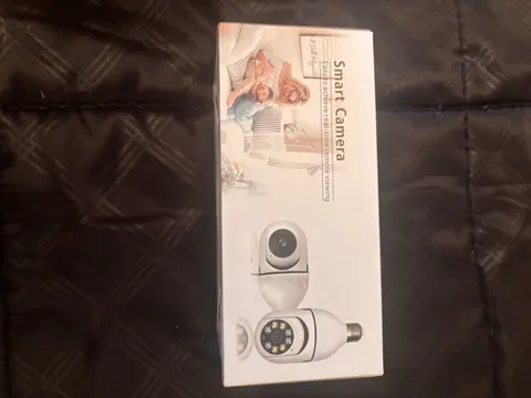 Smart Camera Wi-Fi Bulb Camera IP/Network Night Vision Color White Indoor