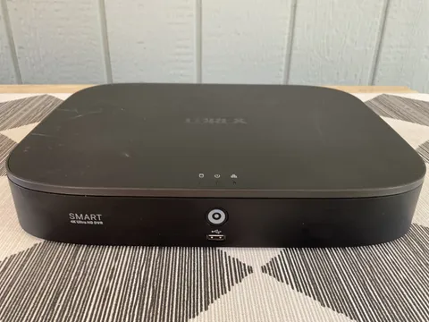 Lorex Smart 4K Ultra HD 8 Ch 2TBHDD DVR Smart Motion D861A8B-Z-READ-
