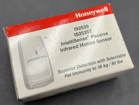 Honeywell IS2535 IntelliSense Passive Infrared Motion Sensor NEW IN BOX 23162