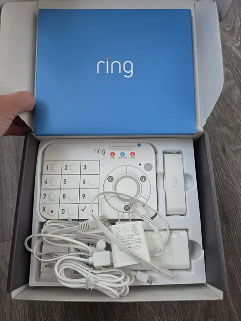 NEW IN OPEN BOX * Ring Alarm 5 Piece Kit (1st Gen) Home Security System