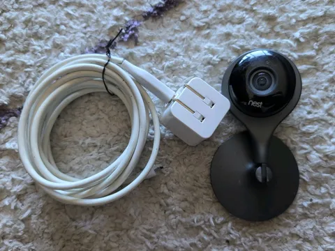 Google Nest Cam Indoor Security Camera A0005 1st Gen With Stand