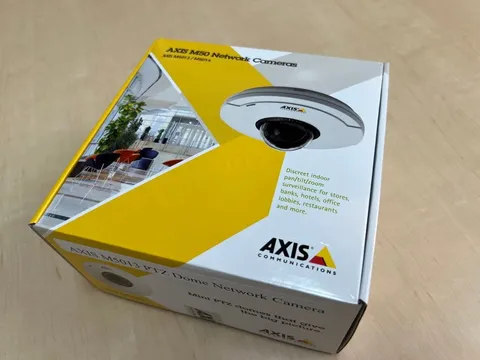 AXIS M5013 PTZ Dome Network Camera New Unused IP Security Camera Japan