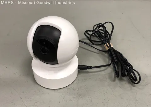 TP-Link Kasa Spot EC70 Pan Tilt Smart Home Security Camera 1080p WiFi