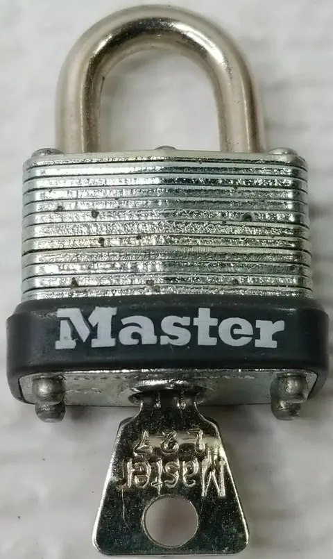 Masterlock #10 Lock & Key L27 