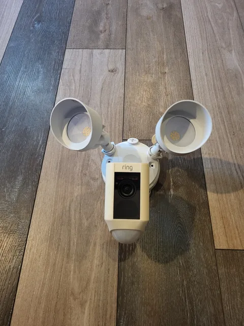 Ring Floodlight Cam Wired Plus Outdoor Security Camera 2210C-XYZ Untested As Is