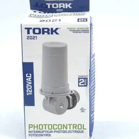 TORK 2021 1/2″ Stem Conduit Mount Photocontrol Light Sensor 180 degree swivel