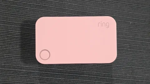 Ring Alarm Range Extender (2nd Gen) - White - Open Box 5AT2S8