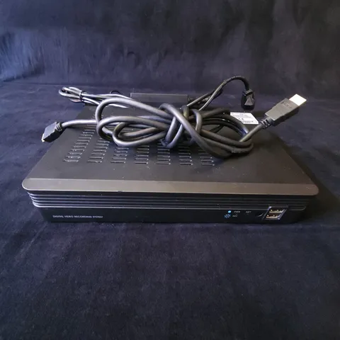 Versiton EL2-4H Elite2 4-Channel Security DVR Digital Video Recording System