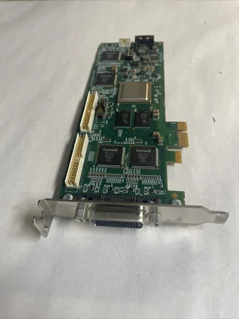 VRC7016L 16 Channel CCTV DVR PCIe Low Profile Capture Card VRC7016 @MB66