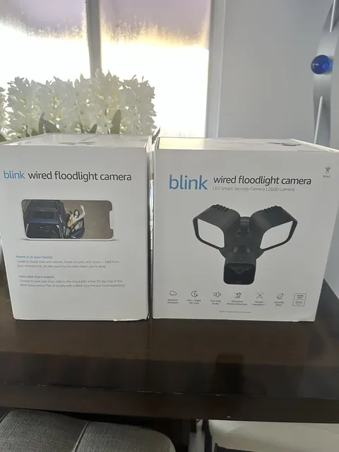 Blink Wired Floodlight Camera 1080p Outdoor IP Cam Alexa Wi-Fi Motion Siren