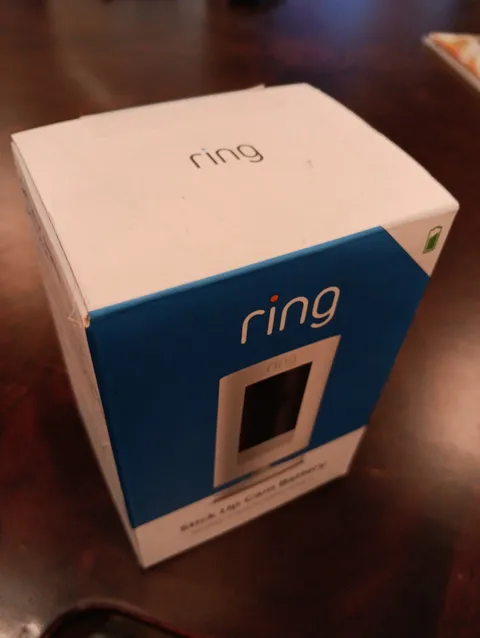 Ring Stick Up Cam Camera Battery White New In Box