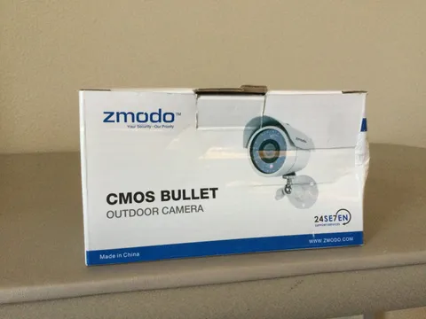 New/Open Box -ZMODO (ZMD CBH-BUS23NM) CMOS BULLET Outdoor Camera
