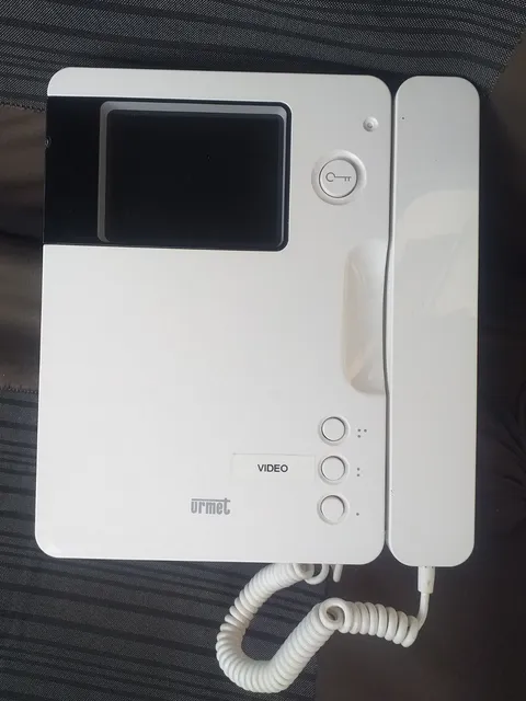 Urmet Signo 4" Color Video Intercom - White (1740/40)
