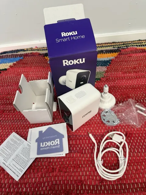Roku - Battery Camera Plus for Home Monitoring 1080p HD, 4X Rechargeable