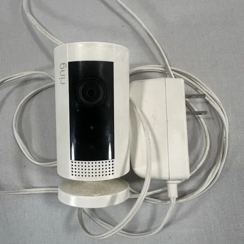 Ring Indoor Cam (1st Gen) HD Security Camera 5UM4E5 White & Power Supply & Cord