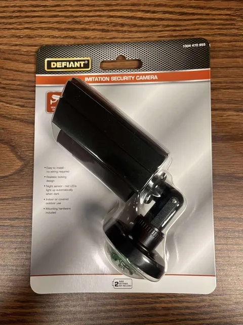 New in Package Defiant Imitation Dummy Security Camera in Black