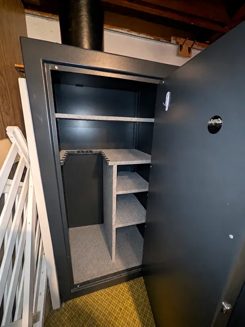 Large Metal Gun Safe Combination Lock Adjustable Shelves UL 81Y6 Black