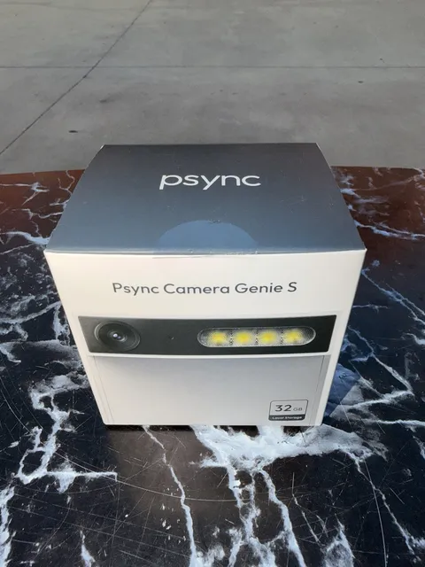 Psync Genie S 2.7K HD Indoor Security Camera with 6X Zoom, 2-Way 32GB, White