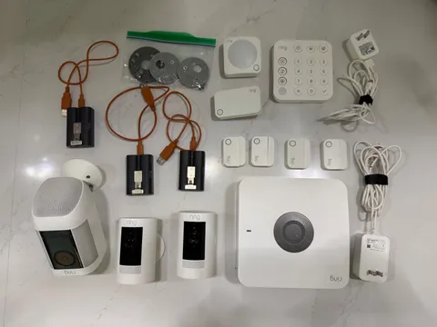 Ring Complete Security Bundle (Alarm Pro, 3 Cameras, Sensors)