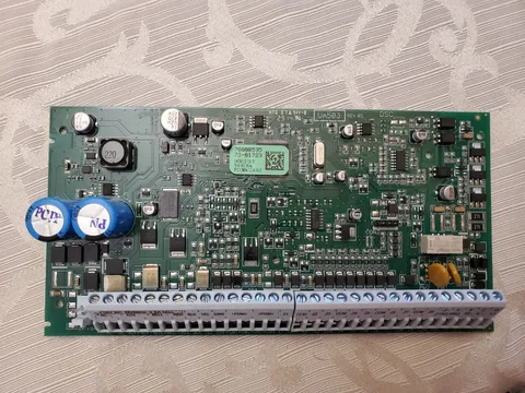 DSC PC1864 V4.60 PowerSeries 8-64 Zone Alarm System Board Only