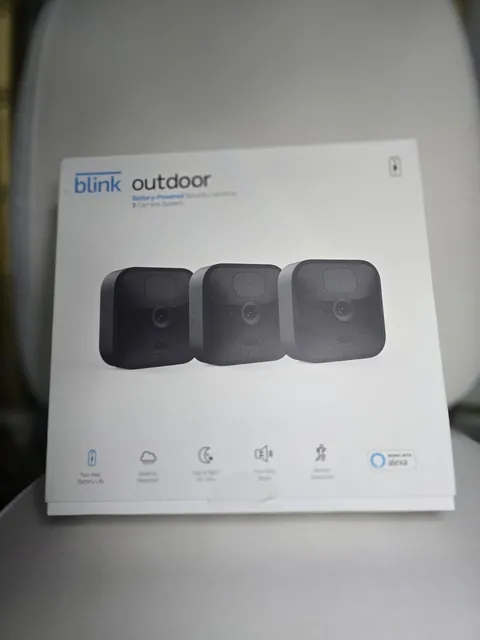 BRAND NEW - Blink Outdoor (3rd Generation) Security Camera - 3 Camera Kit