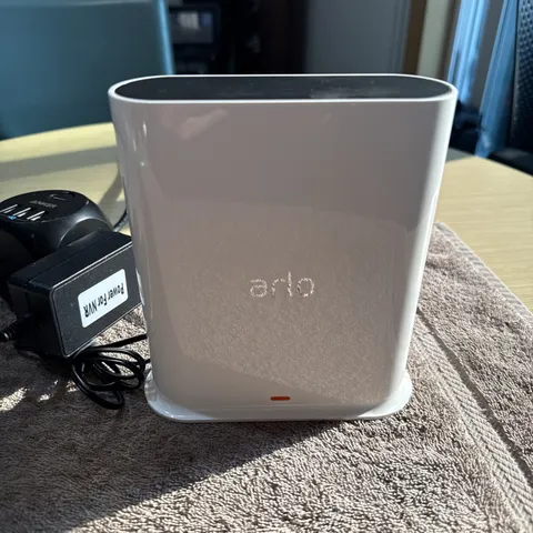 Arlo Ultra VMB5000 Smart Hub Base Station for Arlo Pro 2, 3, 4, Ultra, Ultra 2