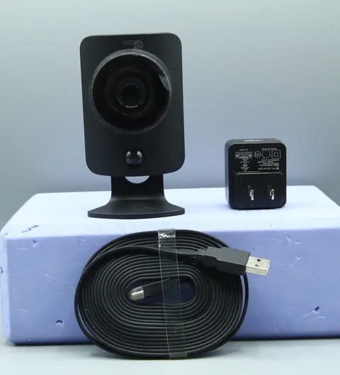 SimpliSafe Simplicam Security HD Camera SSCM1
