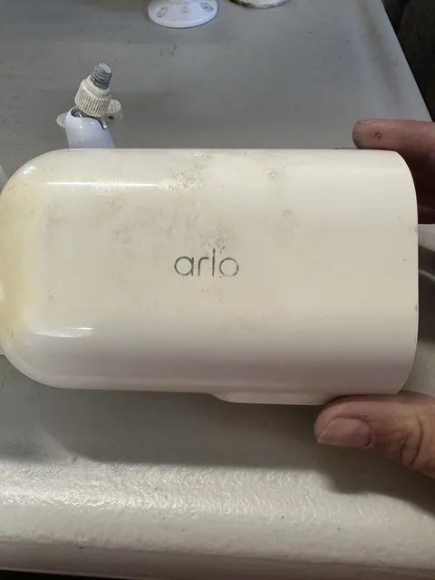 Arlo Pro 4 Camera w/ Battery And Mount