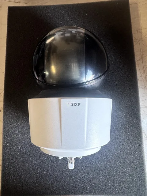 Axis  Q6155-E 60Hz PTZ Network Camera-!!!