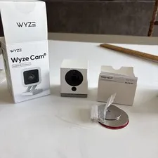 Wyze Cam Indoor & Outdoor Home Security Camera White WYZEC3