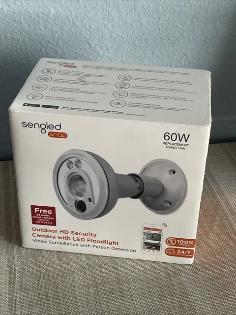 Sengled Snap Outdoor HD Security Camera With LED Floodlight NEW SEALED
