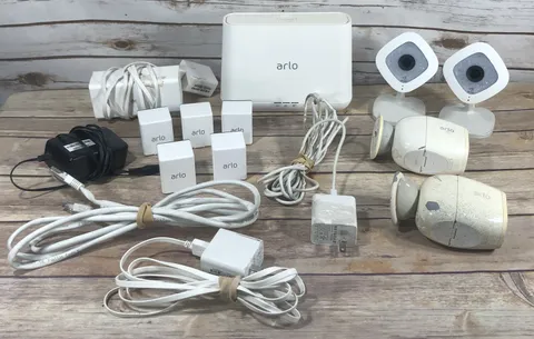 Arlo Pro Base Station VMB4000 Security Camera System 4 Cameras Bundle Lot