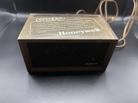Vintage Honeywell Defender I Area Protection Alarm System Model CK100A1008-1