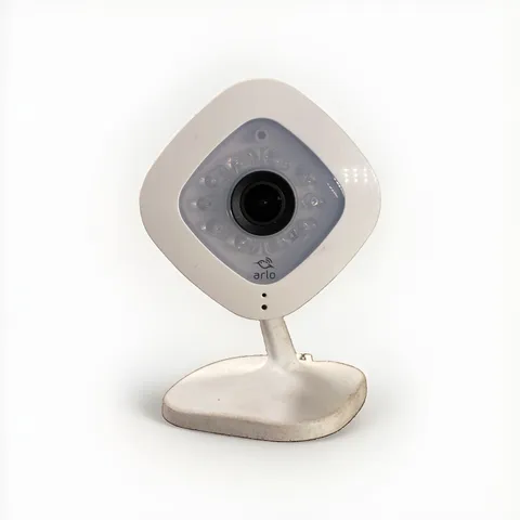 Netgear Arlo Q VMC3040 Alexa-Enabled Day/Night Two-Way Audio 1080p Camera