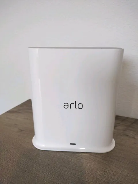 NETGEAR Arlo VMB4540 Smart Hub Base Station Only - New Condition 
