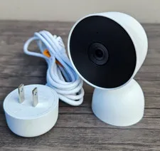 Google GJQ9T Indoor CAMERA (MISSING SCREW ON BASE) A1