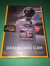 SmartGear Dashboard Camera Photo Video BRAND NEW Auto Motion Detector 32GB