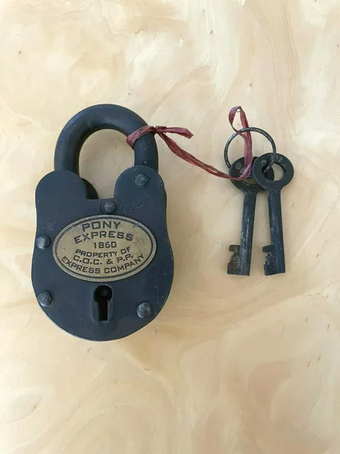 Pony Express Padlock Cast Iron, Antique Finish with 2 Keys Really Works