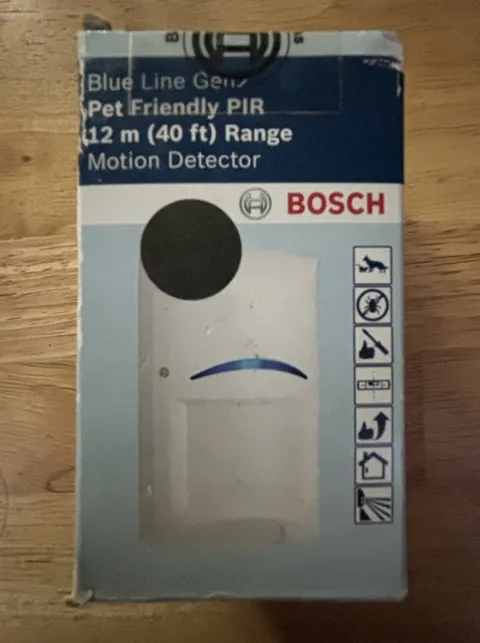 Bosch ISC-BPR2-WP12 Blue Line Gen2 Pet Friendly PIR Motion Detector 40 Ft