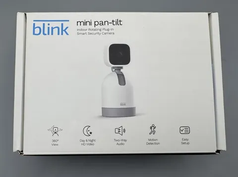 Blink Mini Pan-Tilt Indoor Wired Security Camera - White - USED