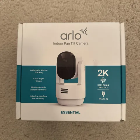 Arlo Indoor Pan Tilt Pet Camera 2K 360 Degree Pan 180 Tilt Plug In (BRAND NEW)